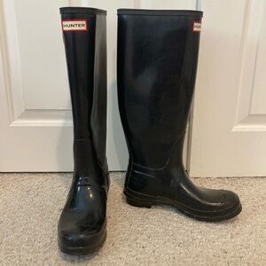 Women's Original Tall Gloss Hunter Rain Boots, Black, US size 8